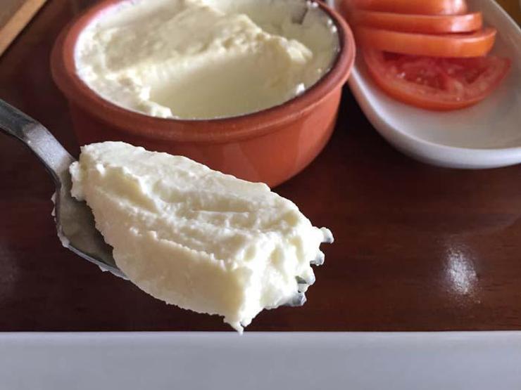 Yoğurdun yeşil suyunu sakın dökmeyin Faydası inanılmaz... İşte yoğurdun içerdiği 10 vitamin ve mineral