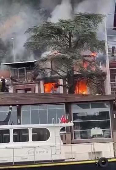 SON DAKİKA: Beykozda bir iş yerinde yangın çıktı