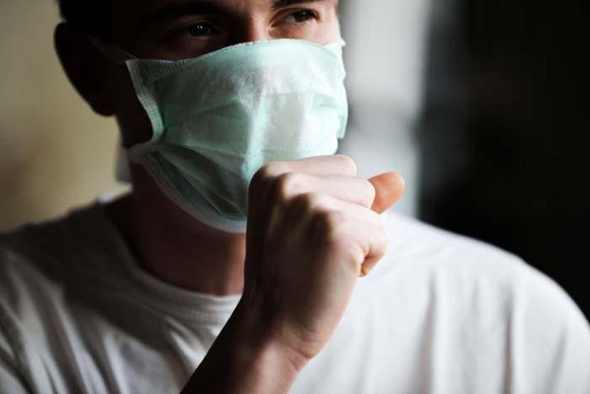 Uzman isim açıkladı: Mevsimsel solunum yolu hastalıkları artabilir Maske, mesafe, hijyen uyarısı Mevsimsel enfeksiyonlardan korunma yolları
