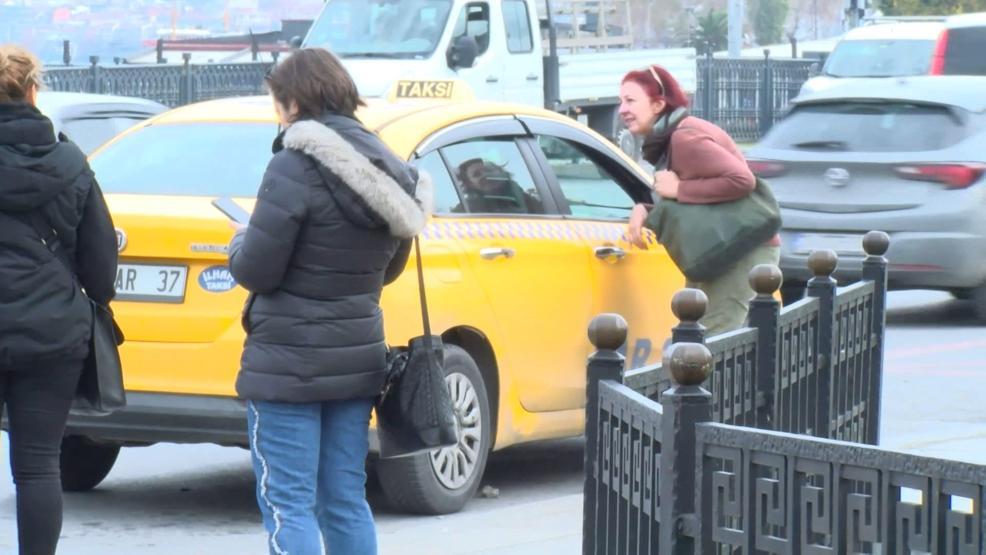 Eminönünde değişim saati bahanesiyle yolcu almadılar