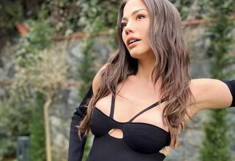 Demet Özdemiri gören Zeynep Bastık ve Selin Ciğerci dayanamadı