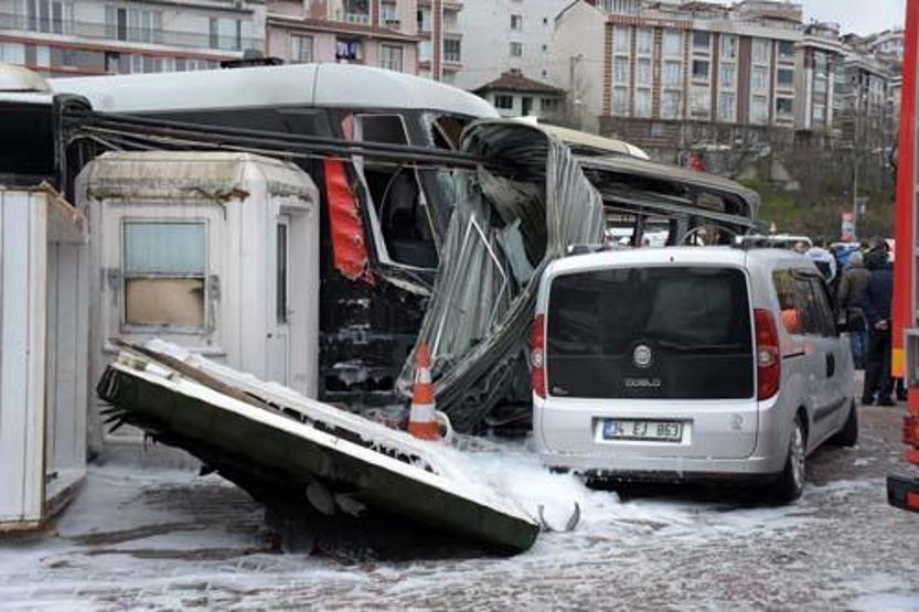 Alibeyköyde İETT otobüsüne çarpan vatman tutuklandı