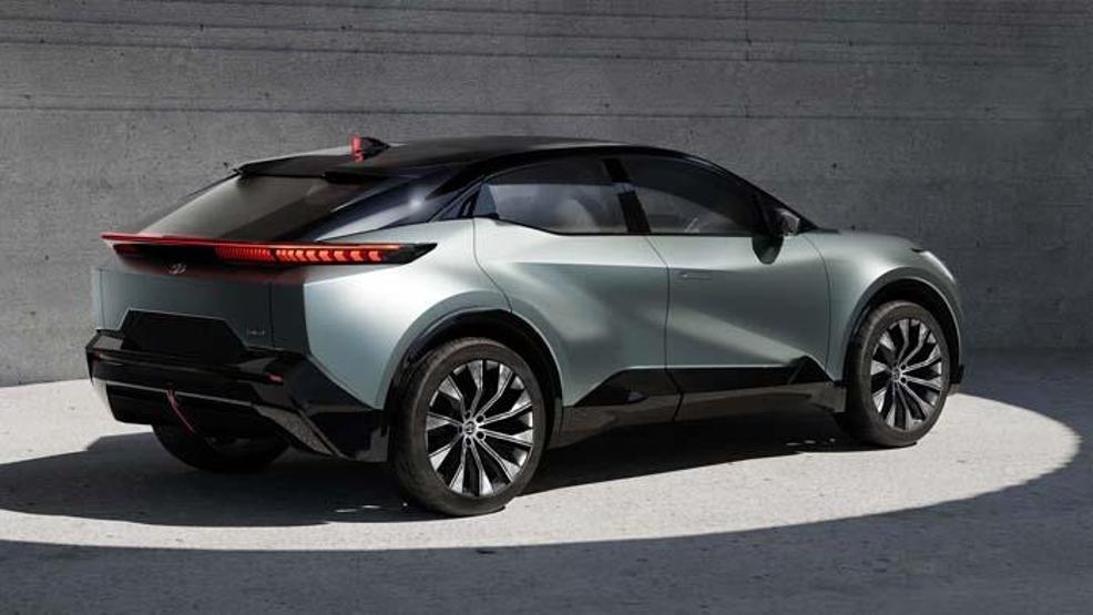 Toyota yeni modelleri tanıttı