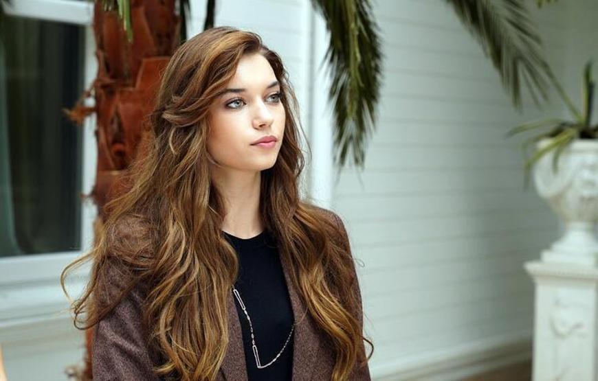 O isim Hande Erçeli tahtından etti
