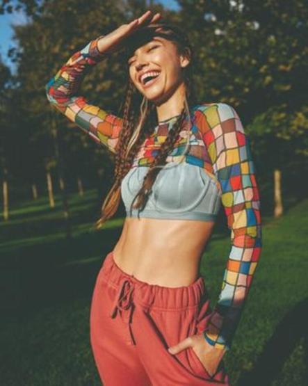 O isim Hande Erçeli tahtından etti