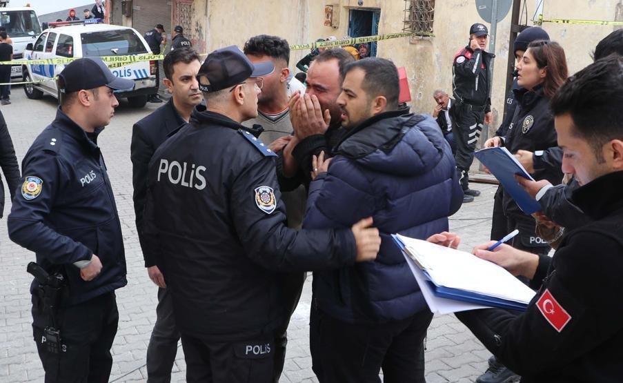 Freni boşalan kömür yüklü kamyonet, çocuklara çarptı: 1 ölü, 2 yaralı