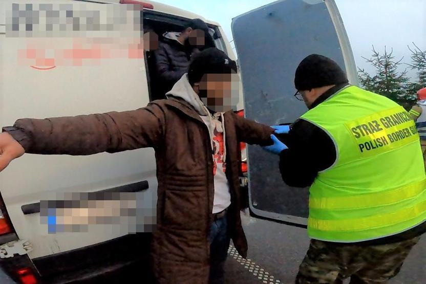 Polonyada 23 kaçak göçmen yakalandı