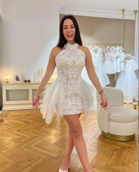 Merve Sevinin gelinlikli paylaşımı kafa karıştırdı