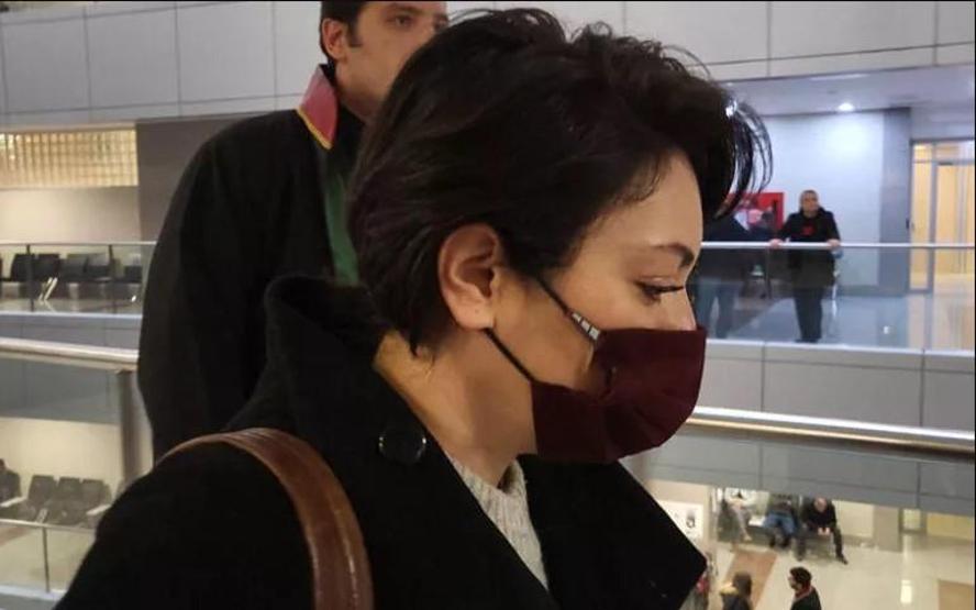 Ezgi Mola taciz davasında ifade verdi: Sanki beni tanıyormuş gibi mesajlar atmış