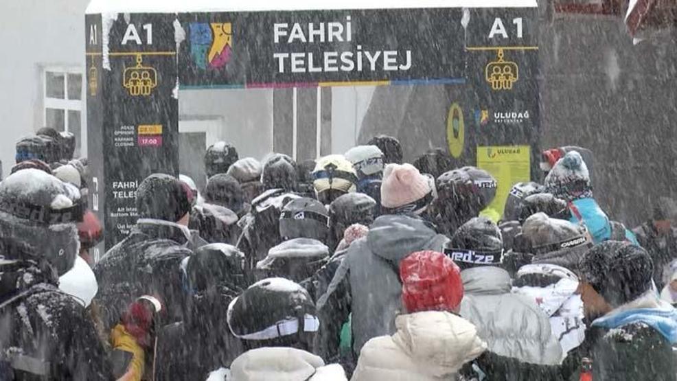 Ukrayna savaşı nedeniyle vize sorunu yaşayan Ruslardan Uludağ’a rağbet
