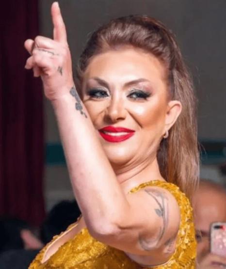 Aleyna Tilkiden dikkat çeken açıklama: Bir süre şarkı söyleyemeyeceğim