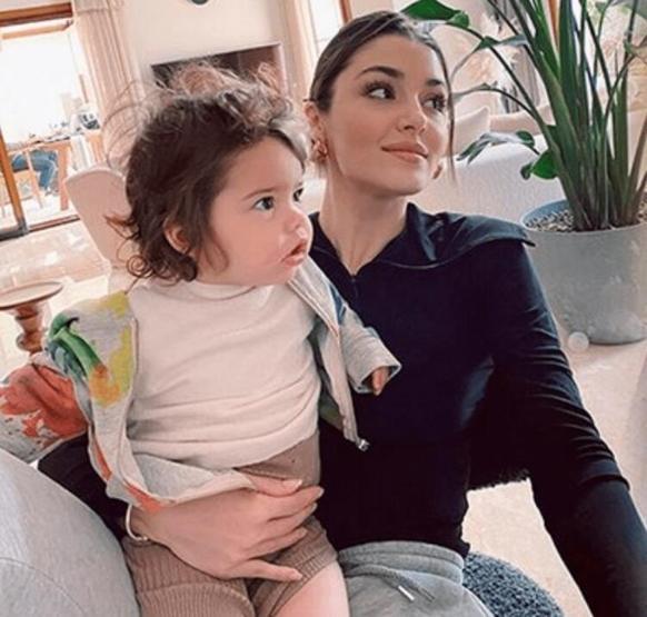 Hande Erçel ve Kartal Özmızrak aşk mı yaşıyor