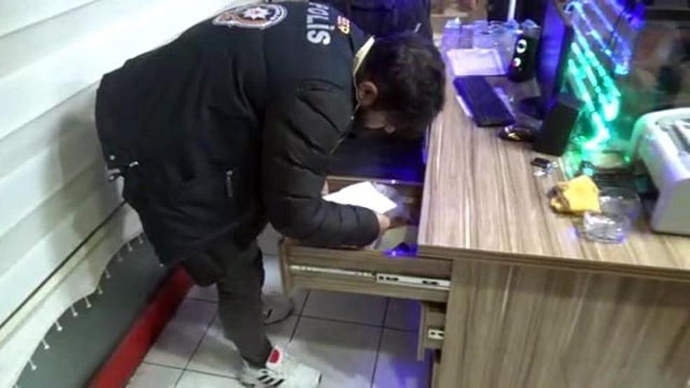 Yasa dışı bahise ofsayt ayarı 12 kişi tutuklandı