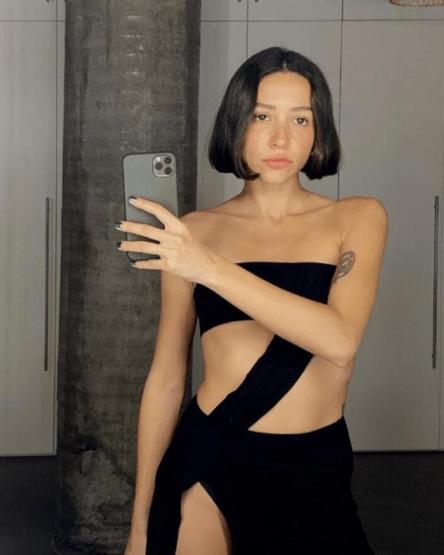 Zeynep Bastık bir süre sahnelere ara verecek