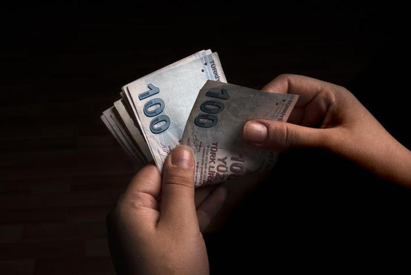 Emekli olamayan yaşlıya ve akrabaya her ay maaş