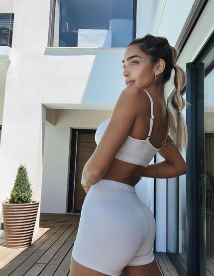 Gabriela Merjam, Ayasofyadan bebek diledi