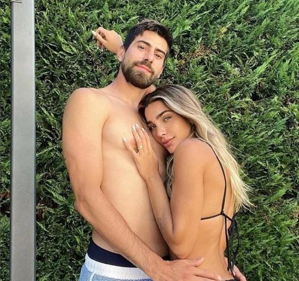 Gabriela Merjam, Ayasofyadan bebek diledi