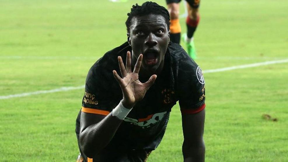 Galatasaraylı Gomise Eyüpspor talip oldu