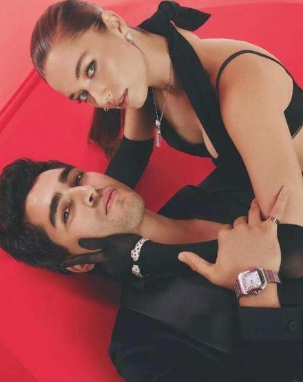 Afra Saraçoğlu ve Mert Ramazan Demirin pozlarına yorum yağdı