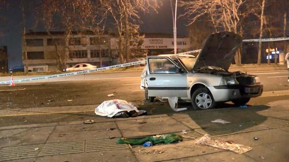 Ankarada iki otomobil çarpıştı: 2 ölü, 3 yaralı