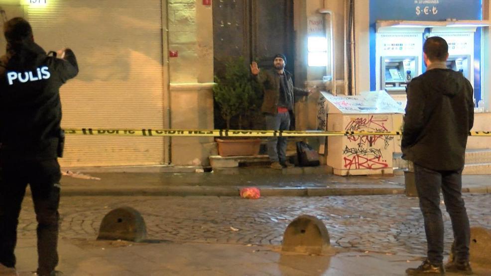 Galata Kulesinin yanında şüpheli paket paniği: Ölmek istiyorum ben açarım