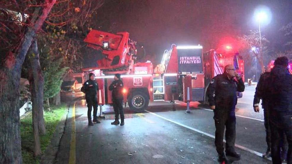 Kadıköyde yat limanında çıkan yangında 6 tekne kullanılamaz hale geldi