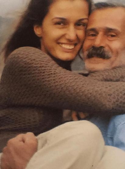 Tuğba Özay’ın baba acısı