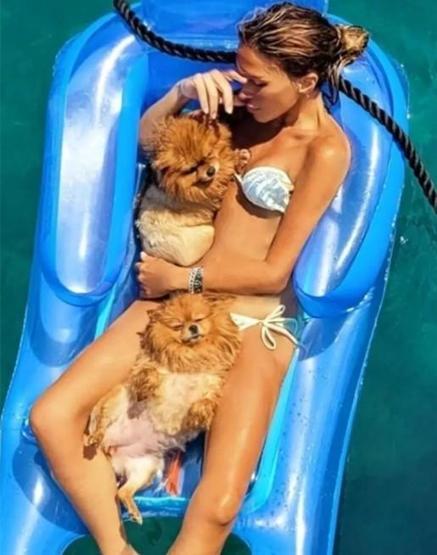 Seren Serengilin beş köpeğinin aylık masrafı gündem oldu
