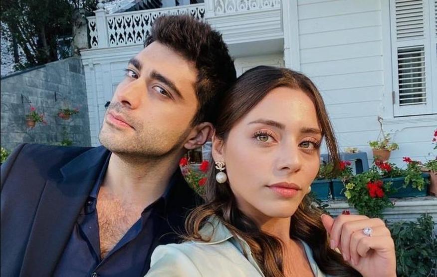 Sıla Türkoğlu ve Doğukan Güngör’ün dizi aşkı gerçek oldu