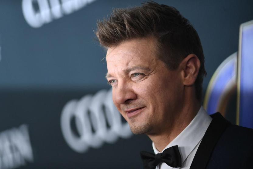 Yılın ilk gününde korkunç kaza: Ünlü aktör Jeremy Renner yoğun bakımda