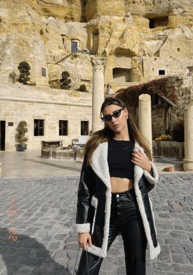 Survivor 2023 yarışmacısı Aleyna Eliboldan dikkat çeken pozlar