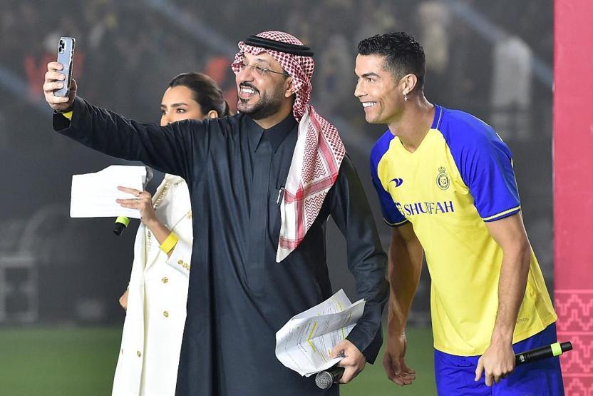 Cristiano Ronaldoya Suudi Arabistanda coşkulu karşılama