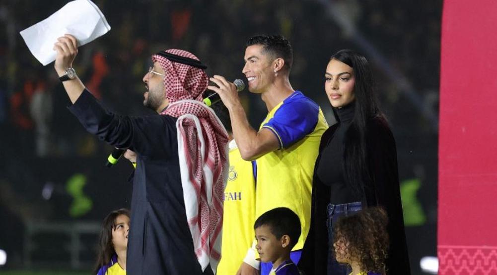 Cristiano Ronaldoya Suudi Arabistanda coşkulu karşılama