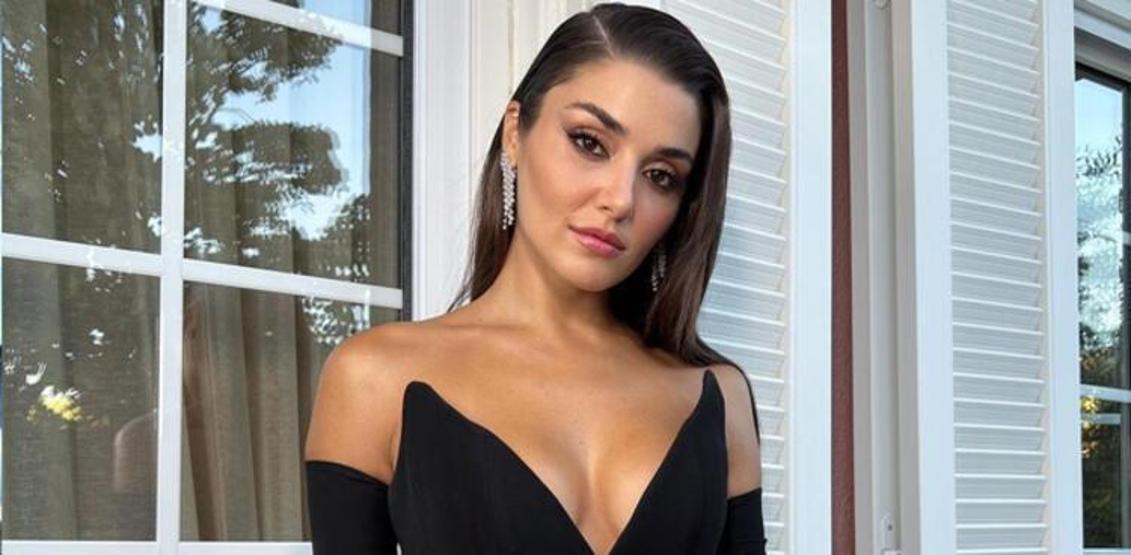 Hande Erçel ayna karşısında poz verdi