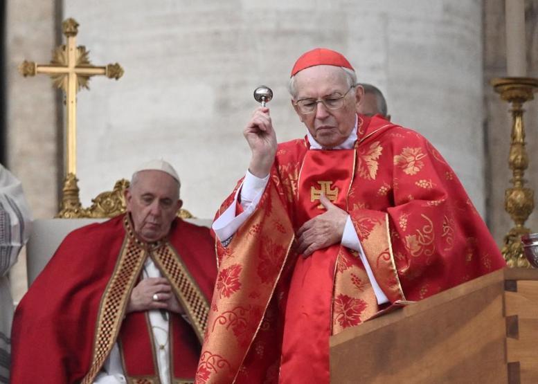 Eski Papa 16. Benedictus için Vatikanda cenaze töreni düzenlendi