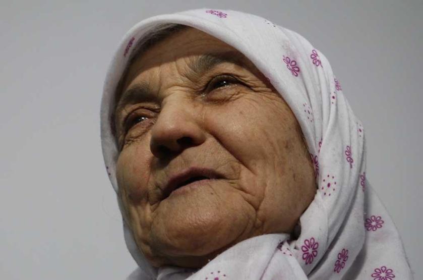 Erdoğan, selzede Zülfiye nineyi ziyaret etti... Zülfiye Ceylan: “Sevinçle ve mutlulukla ağırladım”
