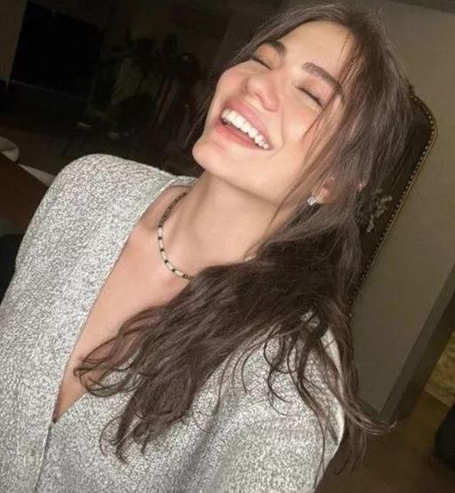 Demet Özdemir en doğal halini paylaştı