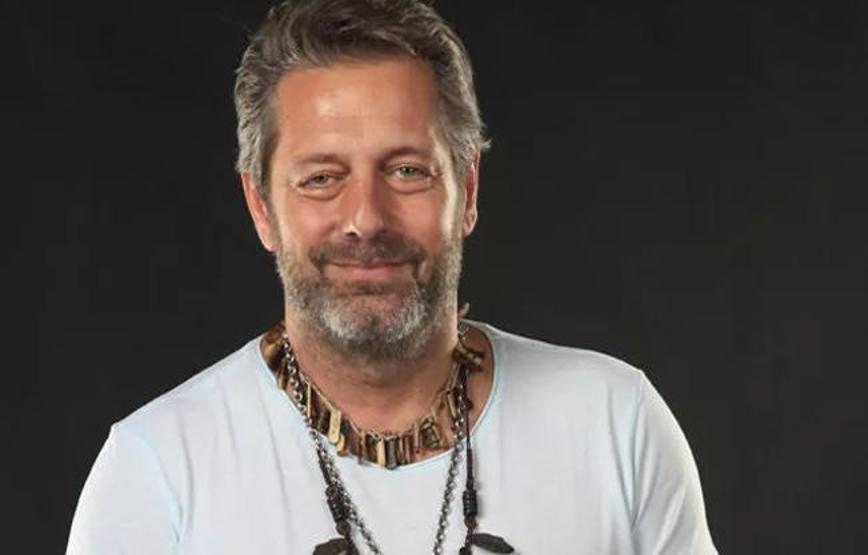 Müzisyen Bora Gencer icralık oldu