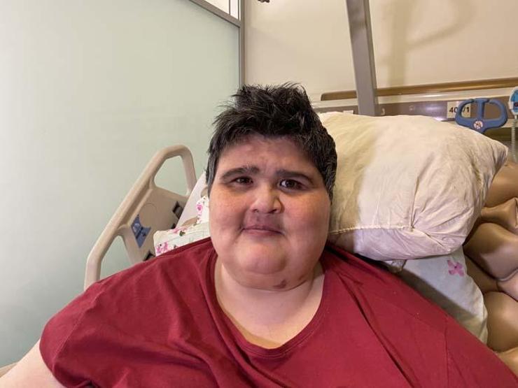 Zayıflamak için internetten ilaç aldı, 350 kiloyu aştı: Ben yandım kimse yanmasın