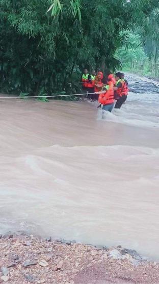 Filipinlerde sel ve toprak kayması: 11 ölü