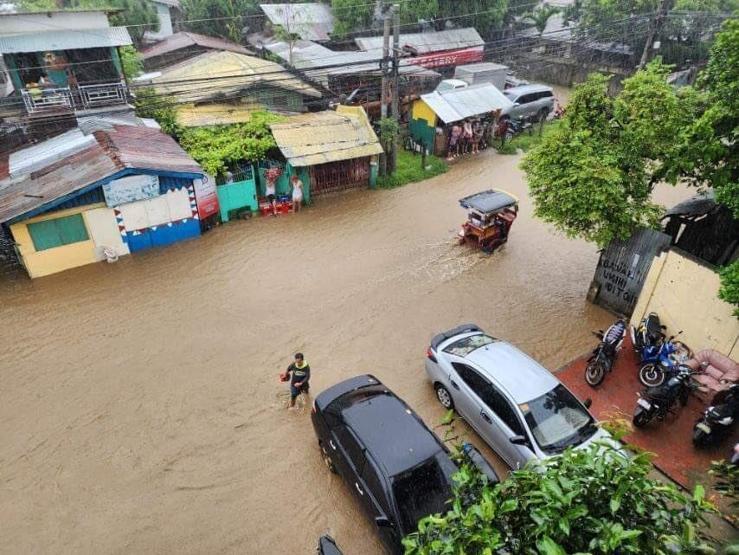 Filipinlerde sel ve toprak kayması: 11 ölü