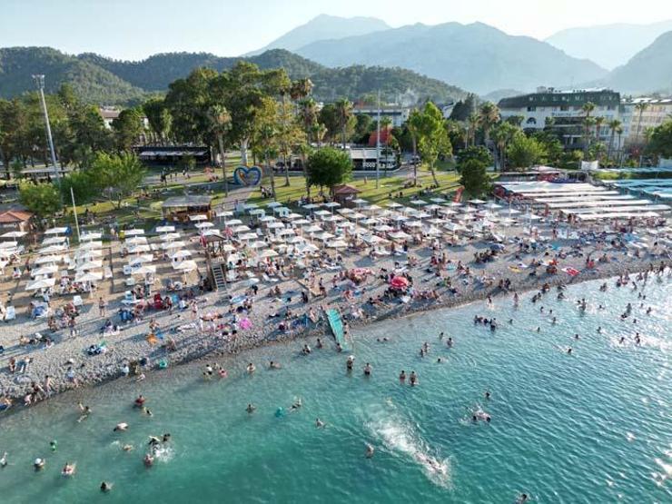 Kemere 2022de nüfusunun 87 katı ziyaretçi