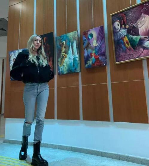 Sinem Kobal doğum kilolarından kurtuldu