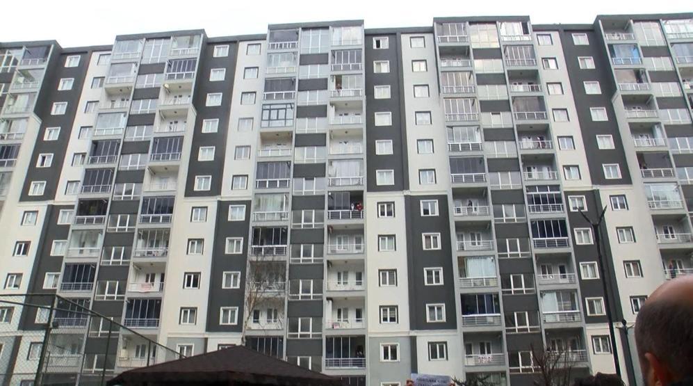 Ücret 480 liradan 1500 liraya çıktı Sitede aidat isyanı