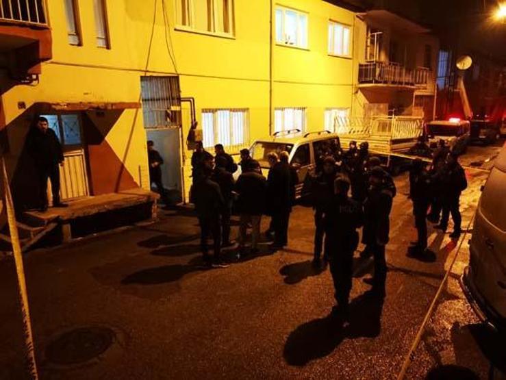 5 aylık hamile eşini öldürüp, intihar etti