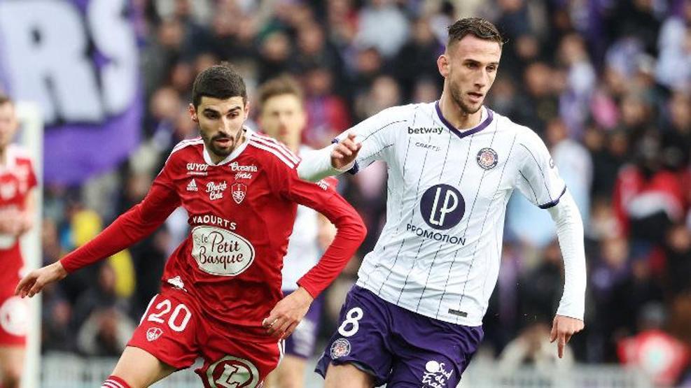 Van den Boomen Galatasaray için kulübünden izin istedi