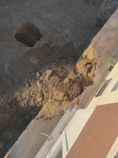 İnşaat kazısında bitişikteki apartmanın istinat duvarı çöktü, 19 daire tahliye edildi