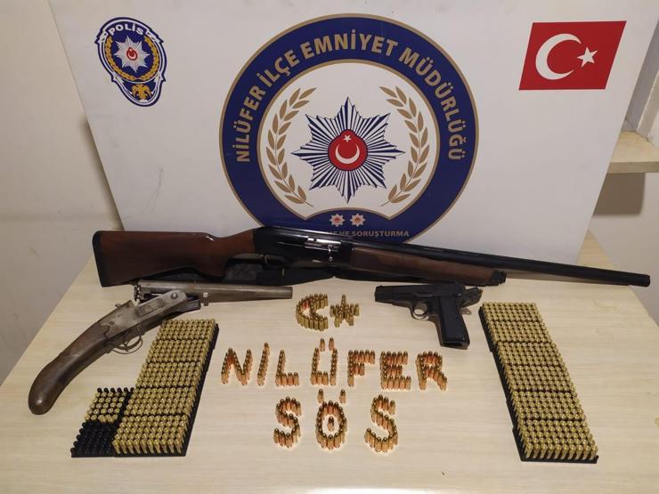 Vinç sepetinde içki içip, rastgele ateş açtı