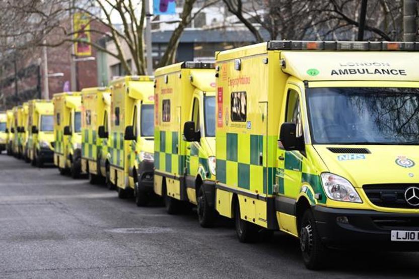 İngiltere’de ambulans çalışanlarından yeni grev dalgası