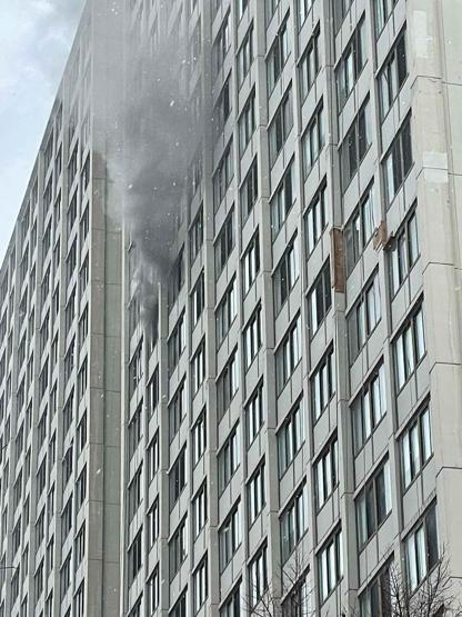 ABDde 25 katlı binada yangın: 1 ölü, 8 yaralı